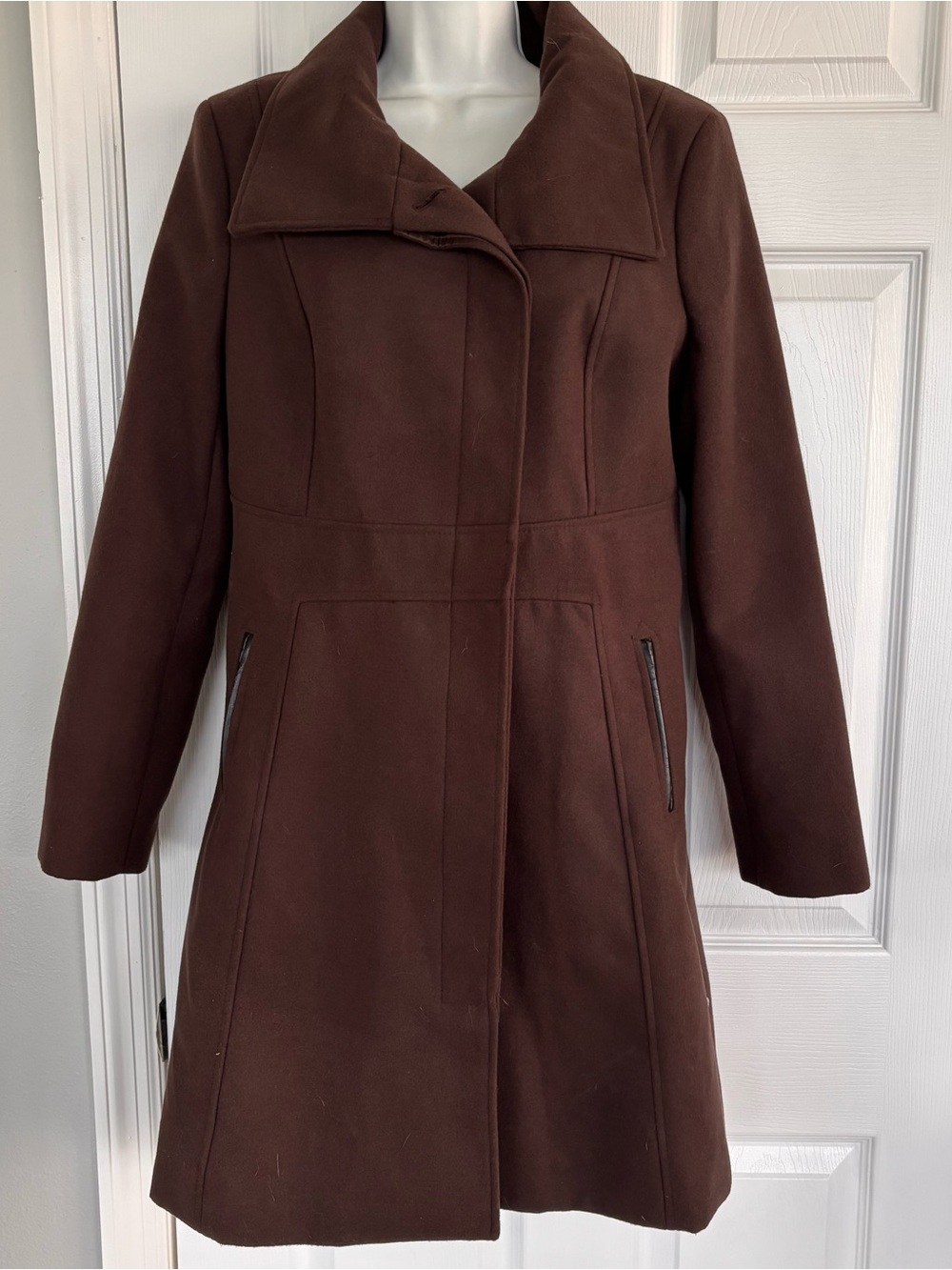 Ruby And Ted Women’s Peacoat Jacket Size 8 Brown Faux Pockets Zip Sleeves Lined